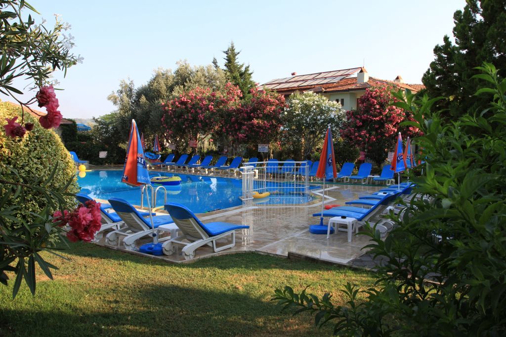 Gorkem Hotel & Apartments Олудениз Экстерьер фото